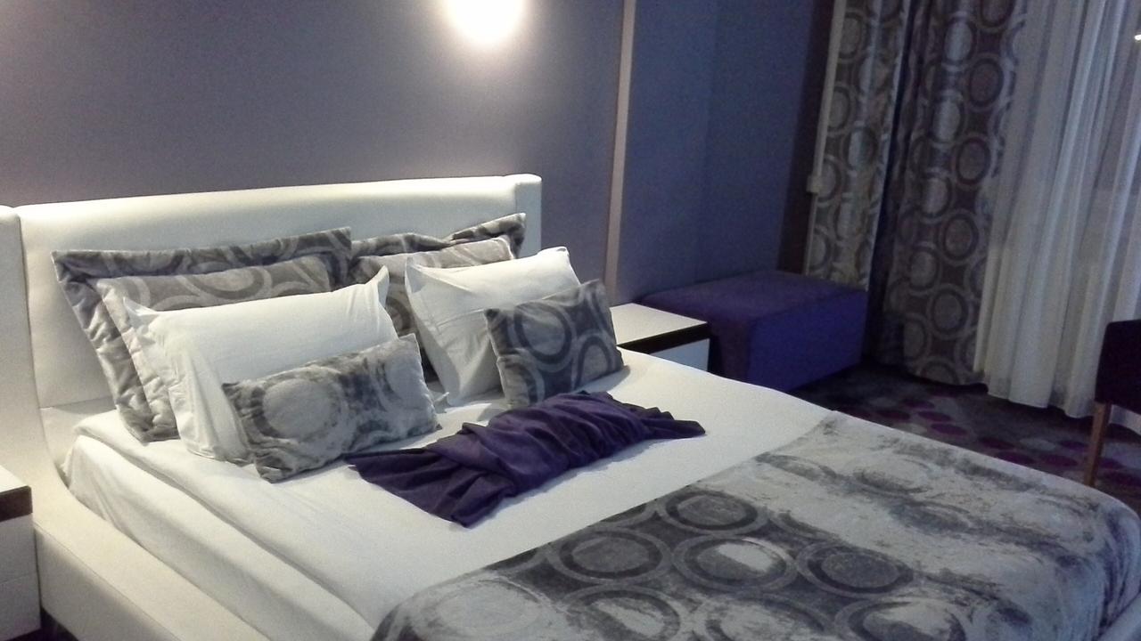 Mustafakemalpaşa Hande Hotel מראה חיצוני תמונה