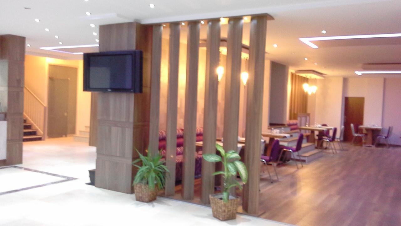 Mustafakemalpaşa Hande Hotel מראה חיצוני תמונה
