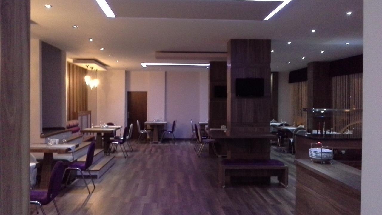 Mustafakemalpaşa Hande Hotel מראה חיצוני תמונה