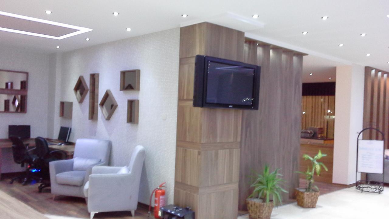 Mustafakemalpaşa Hande Hotel מראה חיצוני תמונה