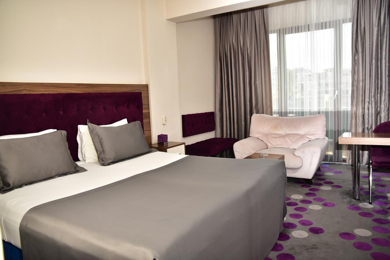 Mustafakemalpaşa Hande Hotel מראה חיצוני תמונה