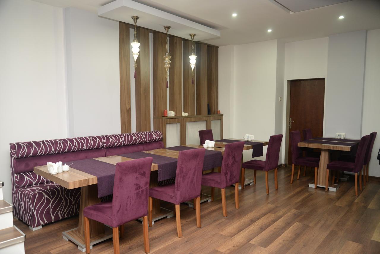 Mustafakemalpaşa Hande Hotel מראה חיצוני תמונה